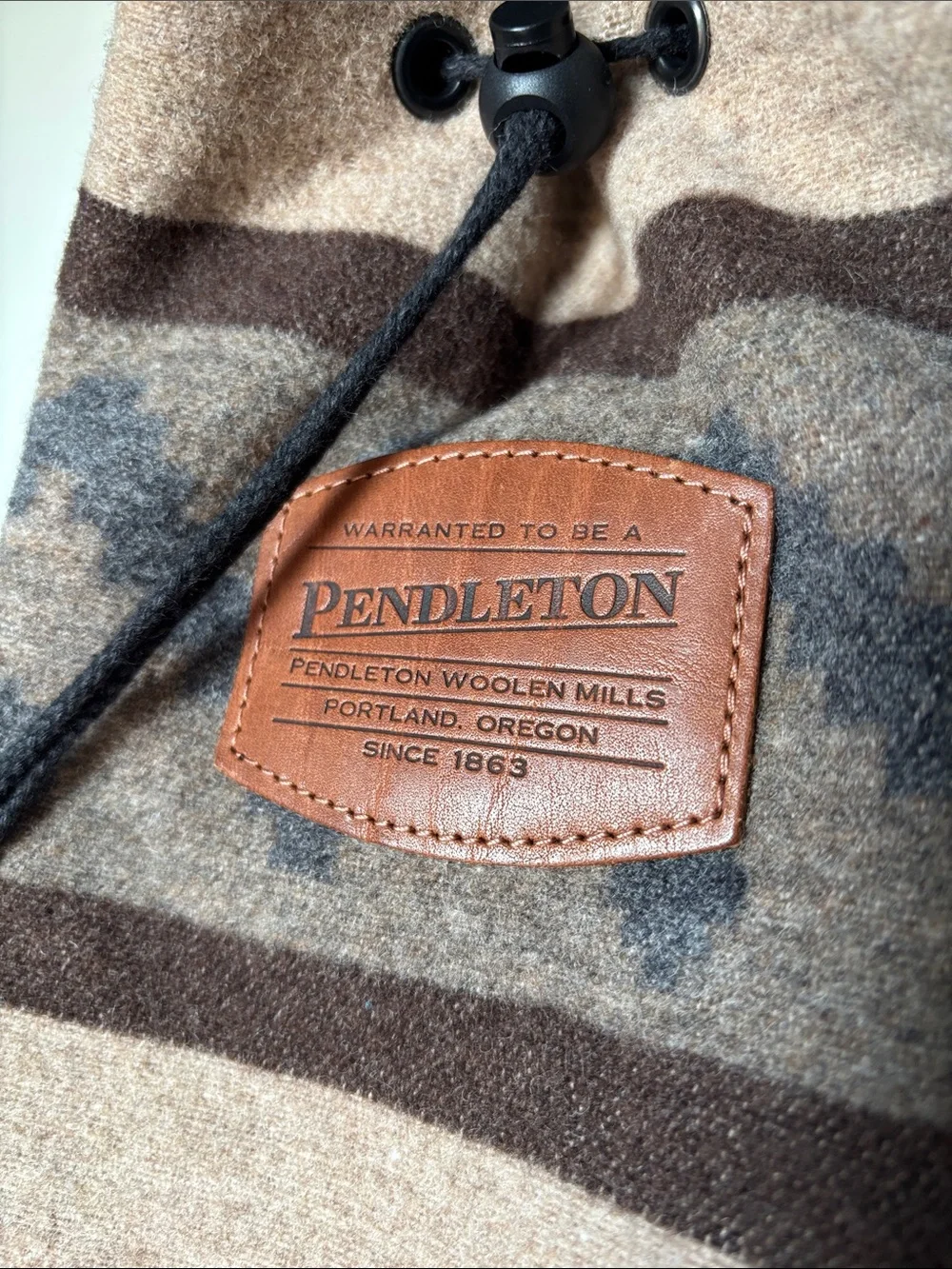 Vintage Pendleton Tan and Brown Patterned Wool Drawstring Bucket Bag